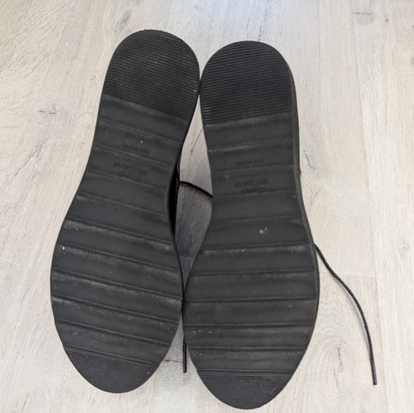 Stuart Weitzman Excellent Condition/Dust Bag - Picture 4 of 8